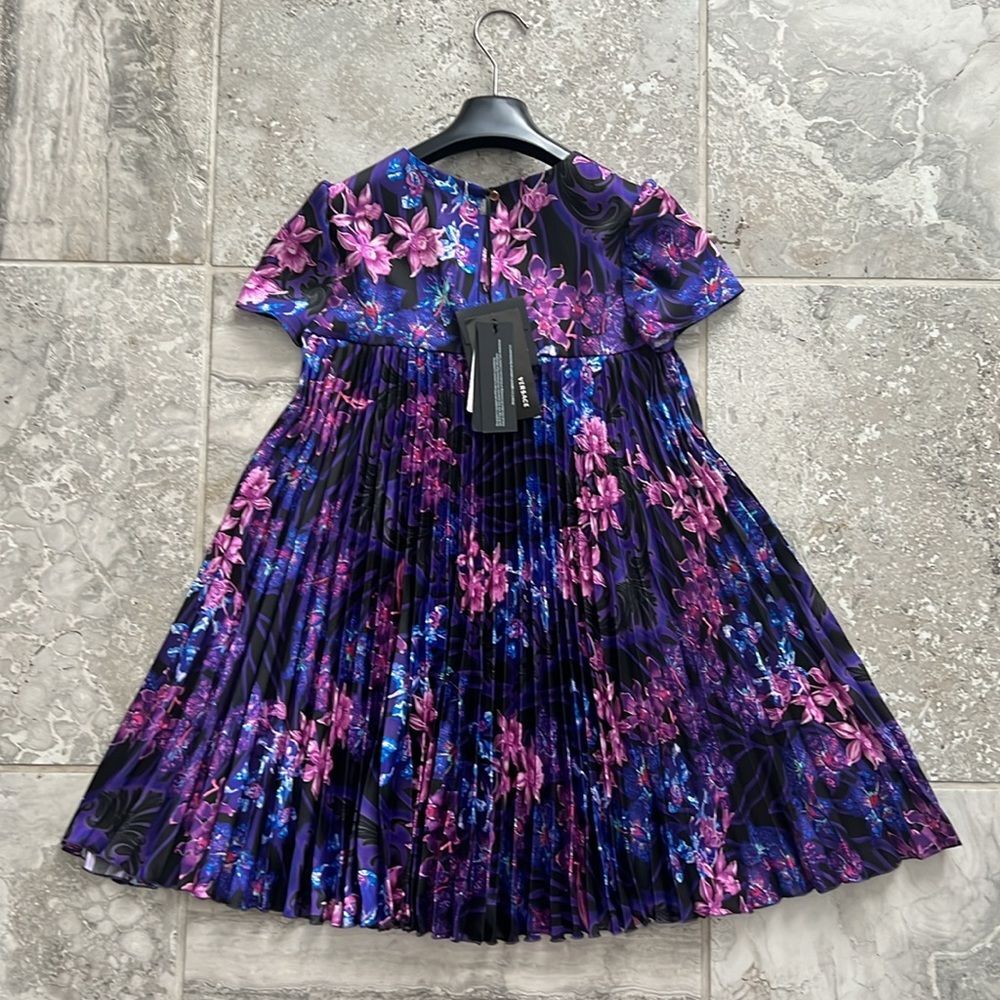 Versace Orchid Barocco Girls Pleated Dress, New, Size 12 - Picture 5 of 12
